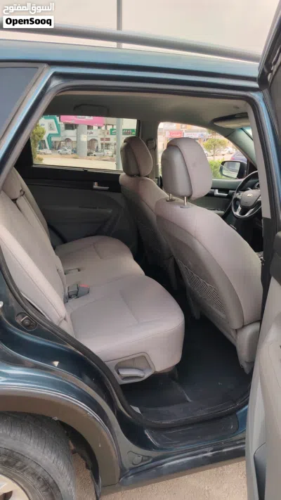 Kia Sorento Standard 2