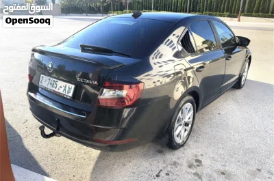 Skoda Octavia Ambition LUX 2