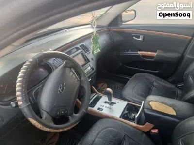 Hyundai Azera GL 2