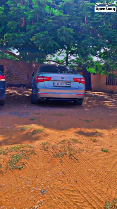 Kia Cadenza Limited 4