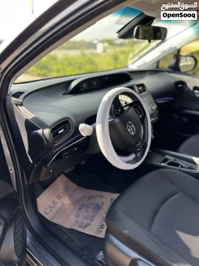 Toyota Prius Prius 4