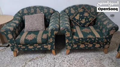 طقم كنب 7مقاعد بحاله ممتازه 3