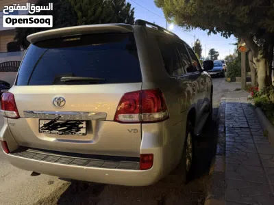 Toyota Land Cruiser VX 3