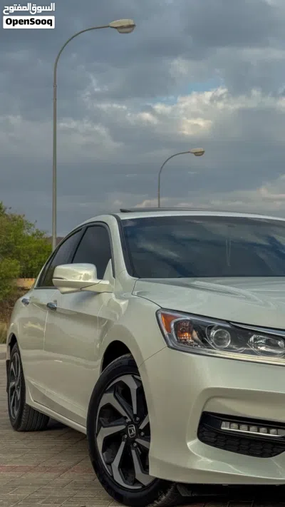 Honda Accord LX 4