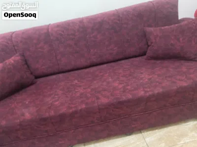 طقم كنب مكون من سبع مقاعد 2