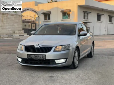 سكودا اوكتافيا Standard 2