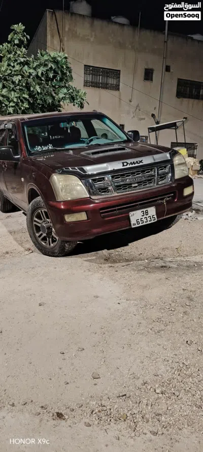 ايسوزو D-ماكس Standard 2