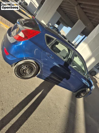 Hyundai Accent GL 3