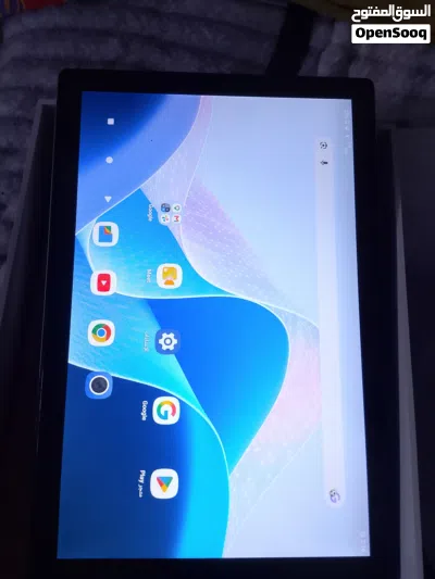 هذا الجهاز هو جهاز لوحي (Tablet PC) يحمل موديل IT-801B من شركة Smarten Limited. يحتوي الجهاز على 2