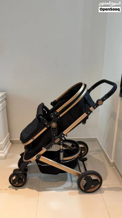 3-in-1 Baby Stroller – Black Gold Excellent Condition 3