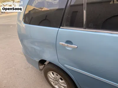 Toyota Innova G 4
