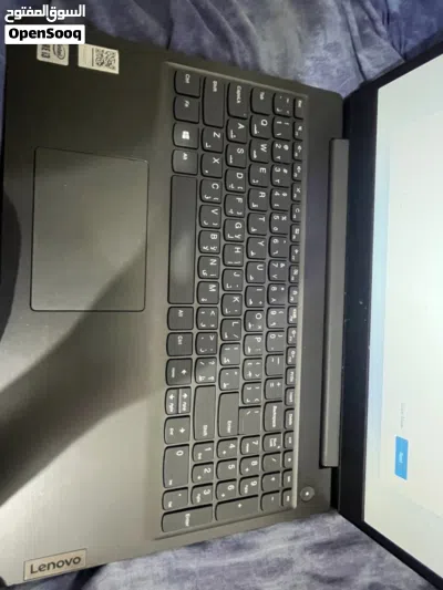 لابتوب Lenovo V15 جيل 10 نظيف جداً بحالة الوكالة معه شنته وشاحنو الاصلي الجيل العاشر ssd 4