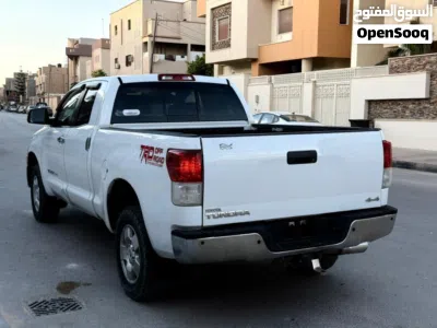 Toyota Tundra Capstone 4