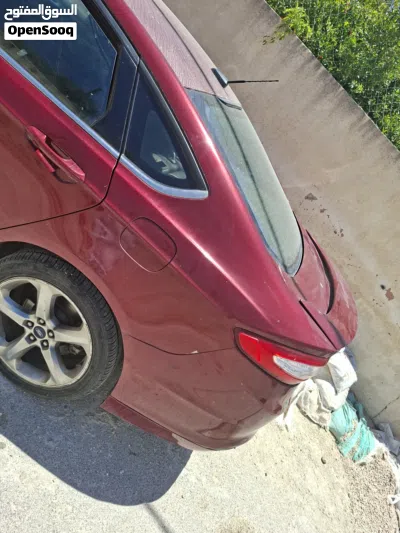 Ford Fusion S 2