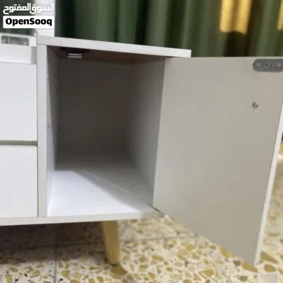 كوميدي مقسم ( يمكن ازالة التقسيمات ) مع مرآة ومجر وباب 2
