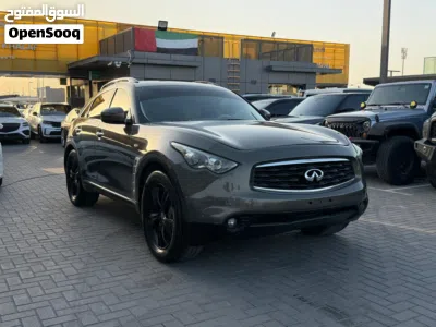 Infiniti FX35 Standard 2