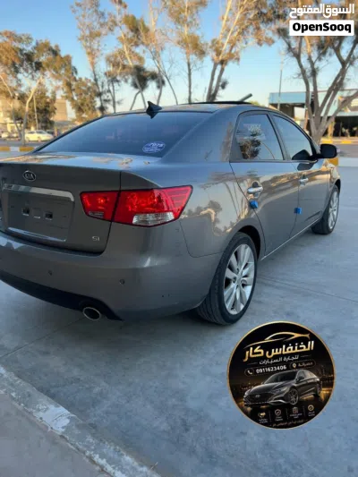 Kia Forte LXS 4