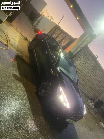 كيا كوريس Premium 3