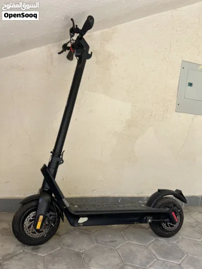 Electric Scooter Crony X9 2