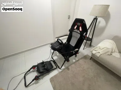 للبيع سيت أب محاكاة قيادة متكامل (Logitech G923 + كرسي Next Level Racing) بحالة ممتازة! 3