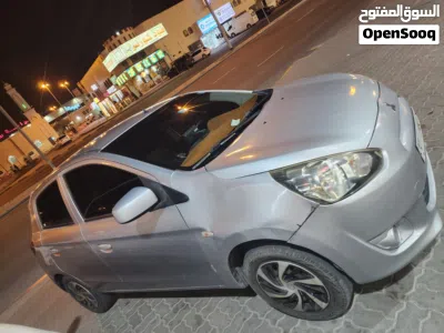 Mitsubishi Mirage Standard 3