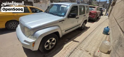 Jeep Liberty Standard 4