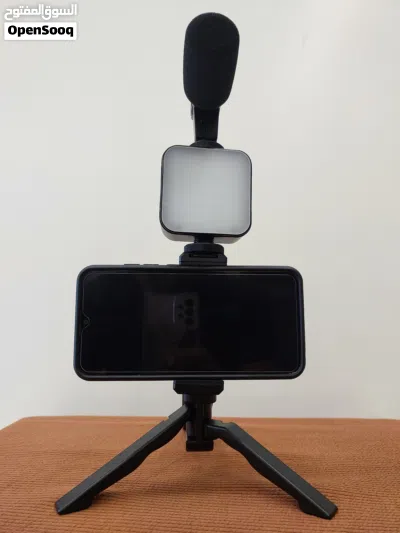 Professional mobile Stand with High-Quality Mic, Stand, and Lighting 2