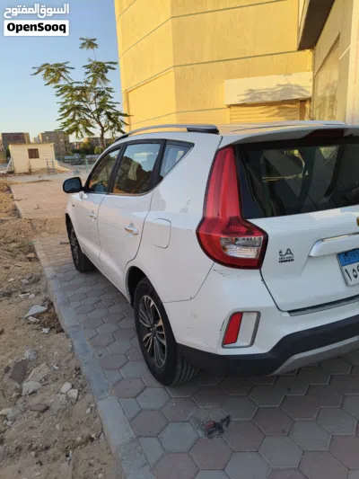 جيلي امجراند X7 3