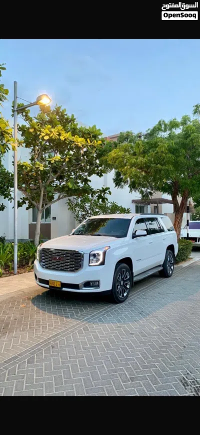 GMC Yukon SLT 3