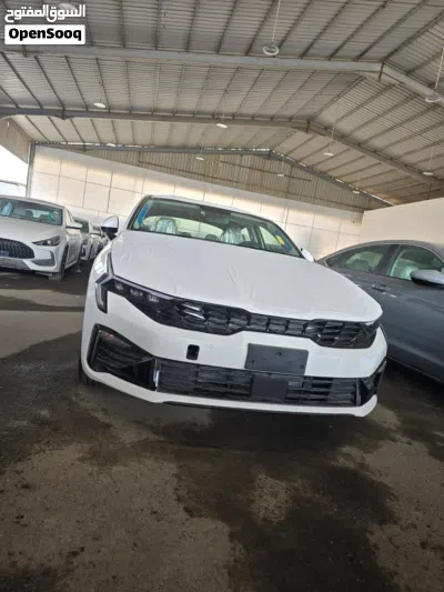 Kia K5 Standard 3