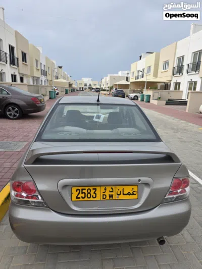 ميتسوبيشي لانسر Standard 3