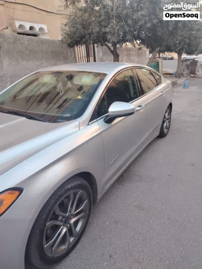 فورد فيوجن SE 2