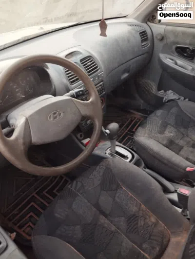 Hyundai Verna EX 2