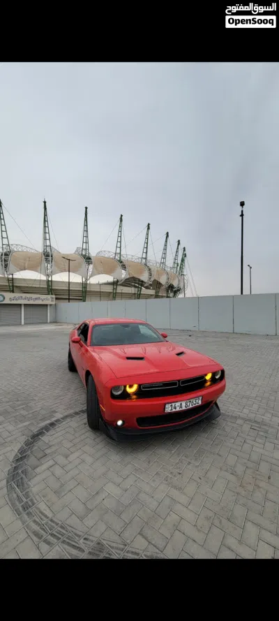 دودج تشالنجر SXT 4