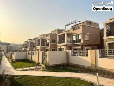 حجز وتعاقد ف نفس اليوم امتلك فيلا باميز لوكيشن بمرحله Taj Villa بكمبوند تاج سيتي ف التجمع الاول 4