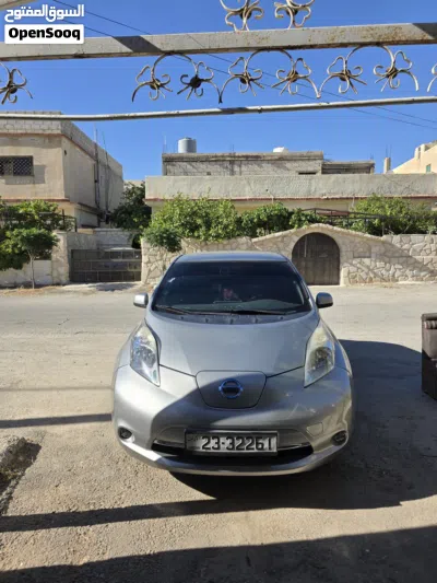 Nissan Leaf SV 3