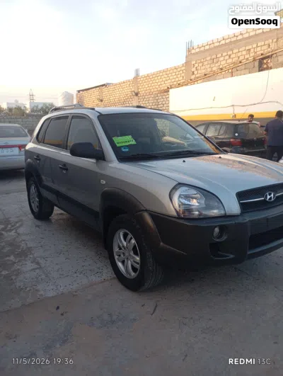 Hyundai Tucson GL 2