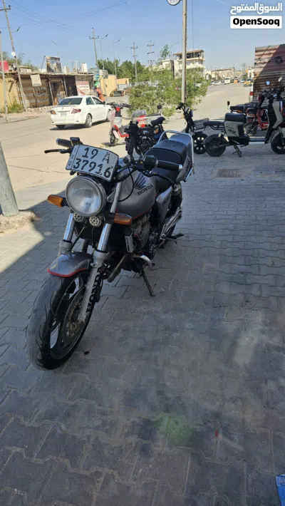 هۆندا CB300F 3