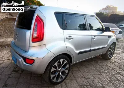 Kia Soul EX 4
