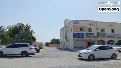 شقة للايجار مبني جديد بركاء /الجنينة 4