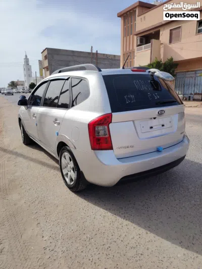 Kia Carens Luxury 2