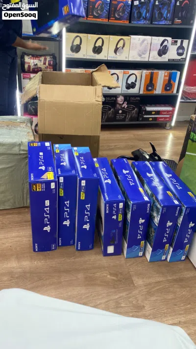 للبيع بلاستيشن ps4... مستعمل ( موقع المحل نزوى/ حي العين 4