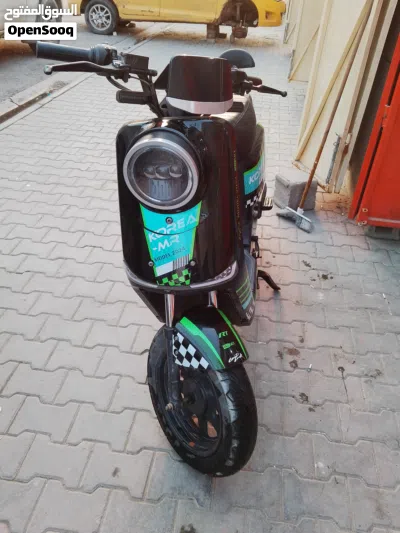 R11 مستعمل دراجه اقتصاديه حلوه بل مشي مبدله ثلاث بطاريات جدد وثنين 4