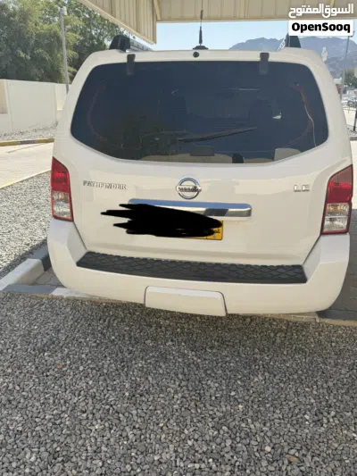 Nissan Pathfinder SL 2