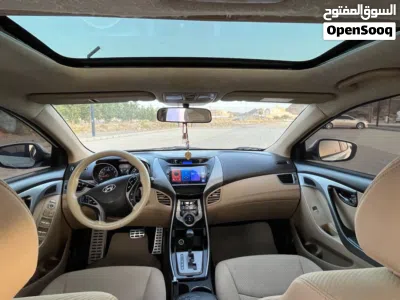 Hyundai Elantra GLS 4