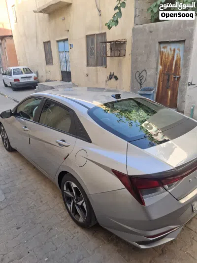 هیۆندای ئێلانترا SE 4