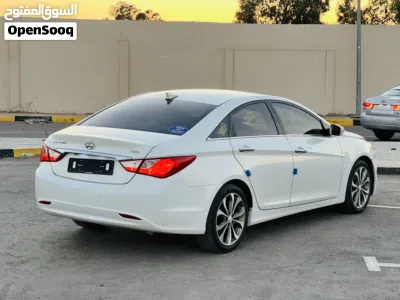 Hyundai Sonata GL TOP 4