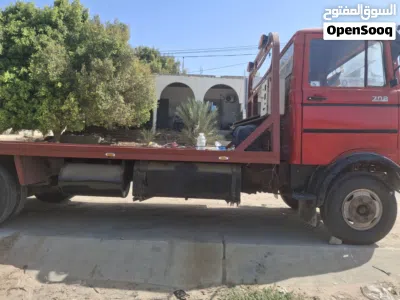ساحبة مرسيدس 709 بحالة ممتازة للبيع بالقطعة 2