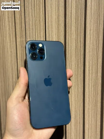 iPhone 12 Pro max 256g بحالة ممتازة كفالة استرداد نقدي لون ازرق بسعر مميز 2