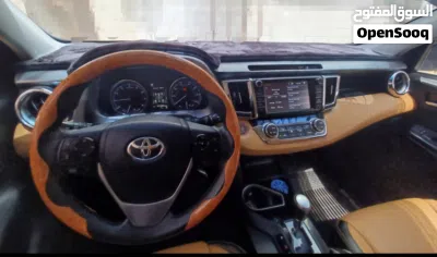 Toyota RAV 4 Limited 2